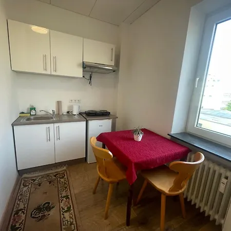Group Apartment *
